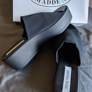 Vintage 90's platform sandles